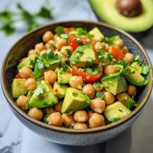 Ensalada de Garbanzos con Aguacate